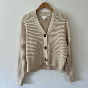 NWOT H&M Cardigan beige size SMALL